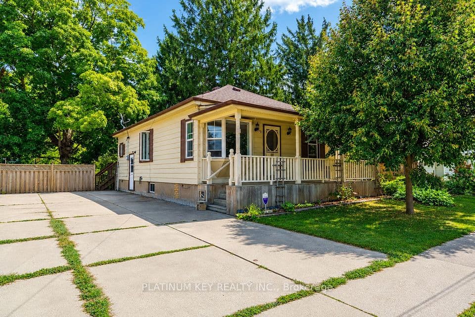90 Andrew Street, South Huron, ON N0M 1S1 – main photo