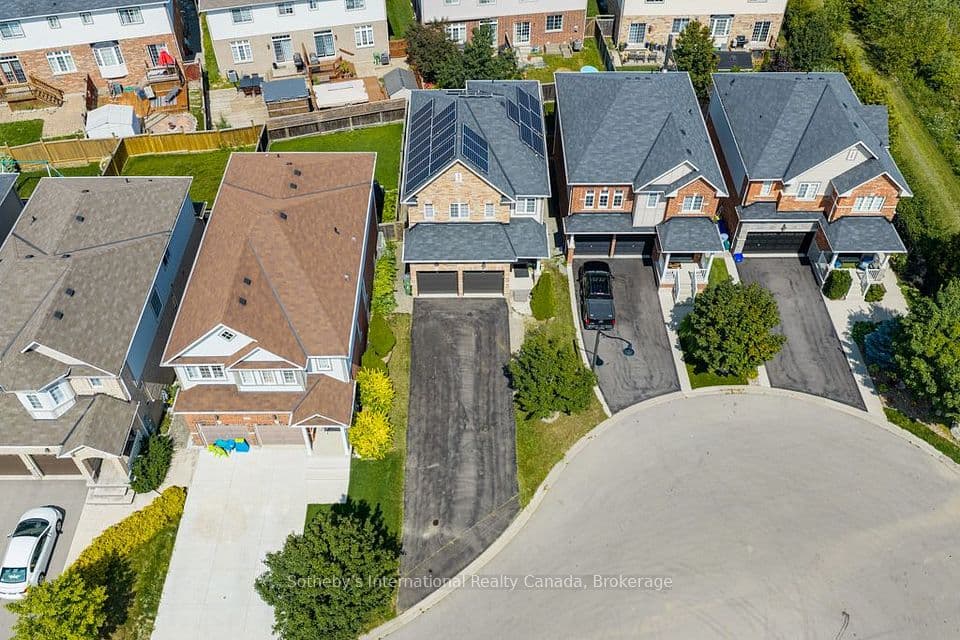 12 Bousfield Court, Hamilton, ON L8B 0T3 – photo 3