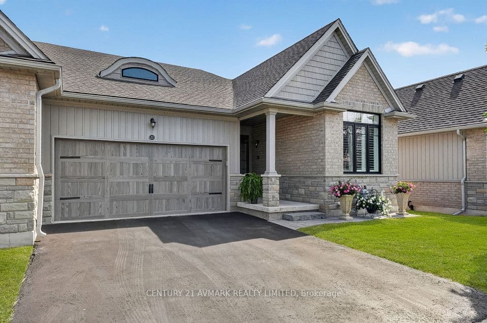 22 Borden Trail, Welland, ON L3C 0H1 – photo 2