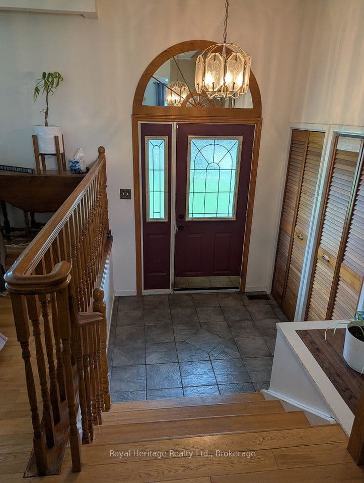 36 RIVERVIEW Road, Kawartha Lakes, ON K9V 1B3 – photo 2