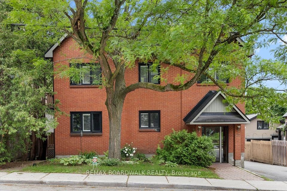 222 Russell Avenue 304, Lower Town - Sandy Hill, ON K1N 7X5 – photo 2
