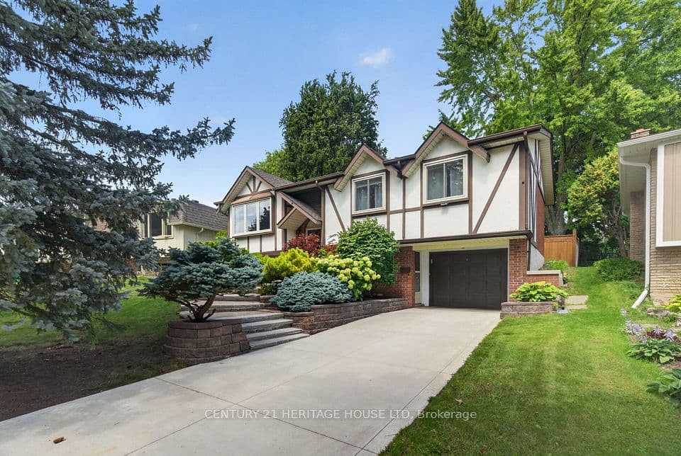 74 Cherry Hill Drive, Kitchener, ON N2E 1N6 – main photo