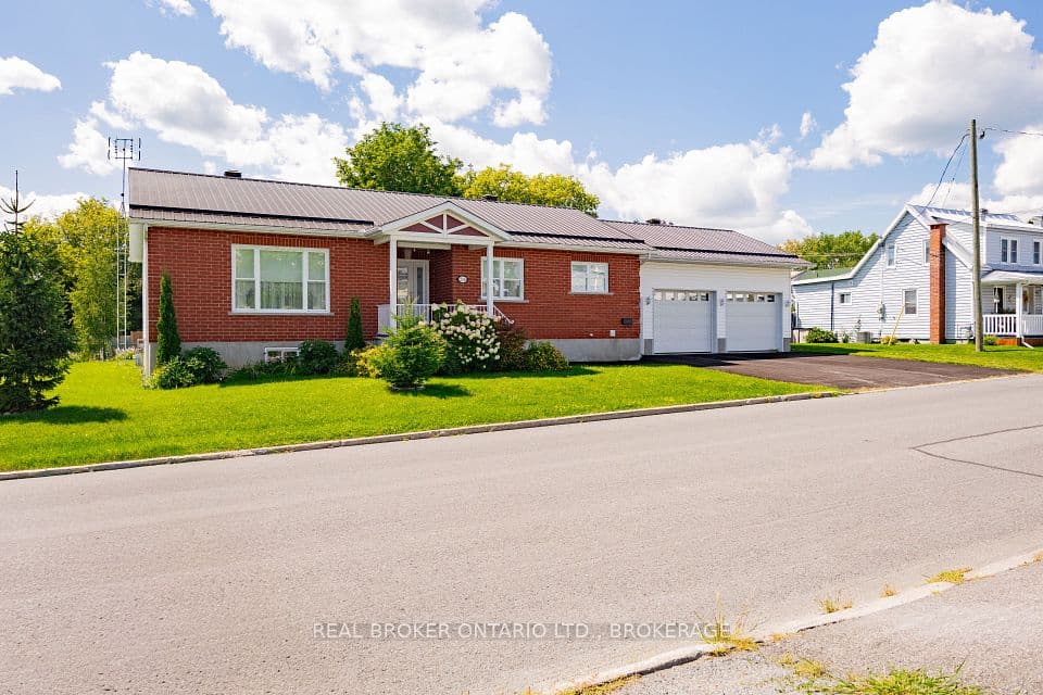 238 Bishop Street S, North Glengarry, ON K0C 1A0 – photo 2
