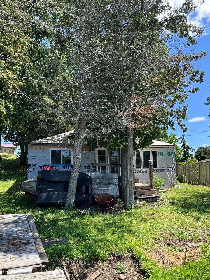 24 Pines Lane, Quinte West, ON K0K 3E0 – photo 2