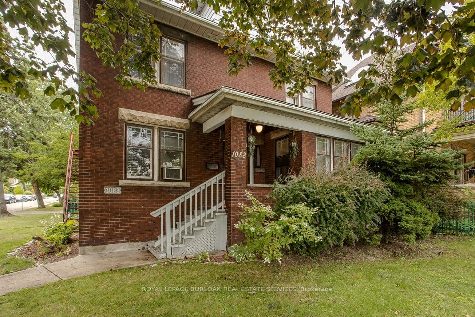 1088 King Street E, Hamilton, ON L8M 1E3 – photo 2