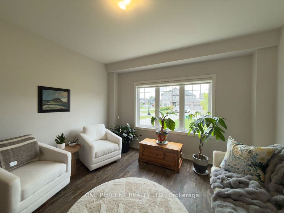 3606 Carolinia Court, Fort Erie, ON L0S 1N0 – photo 2