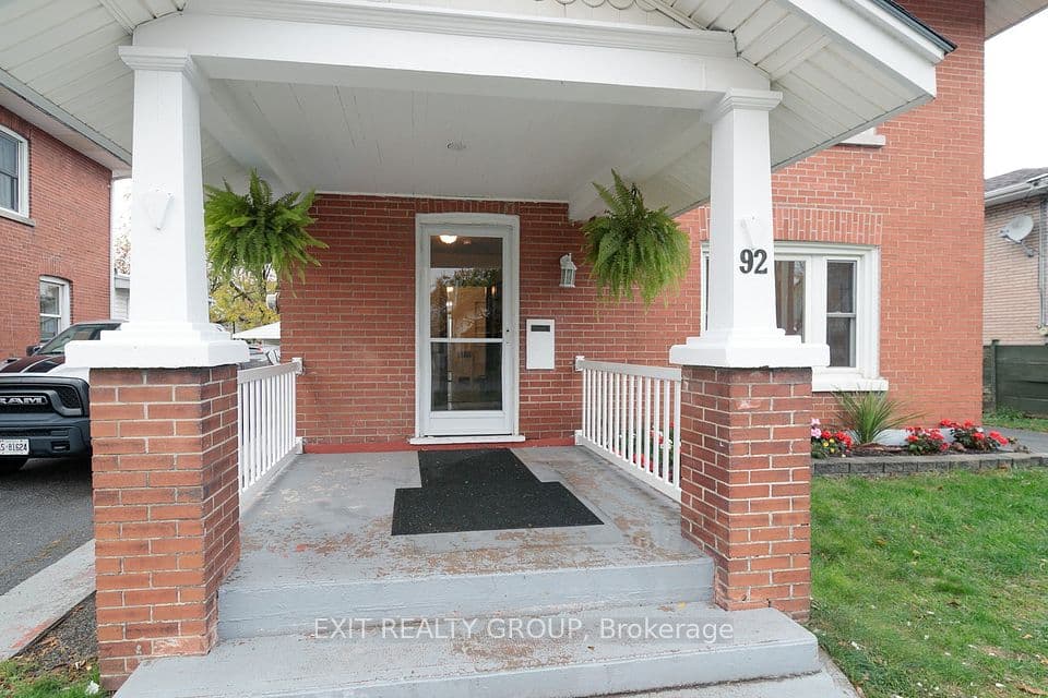 92 Byron Street, Quinte West, ON K8V 2Y2 – photo 3