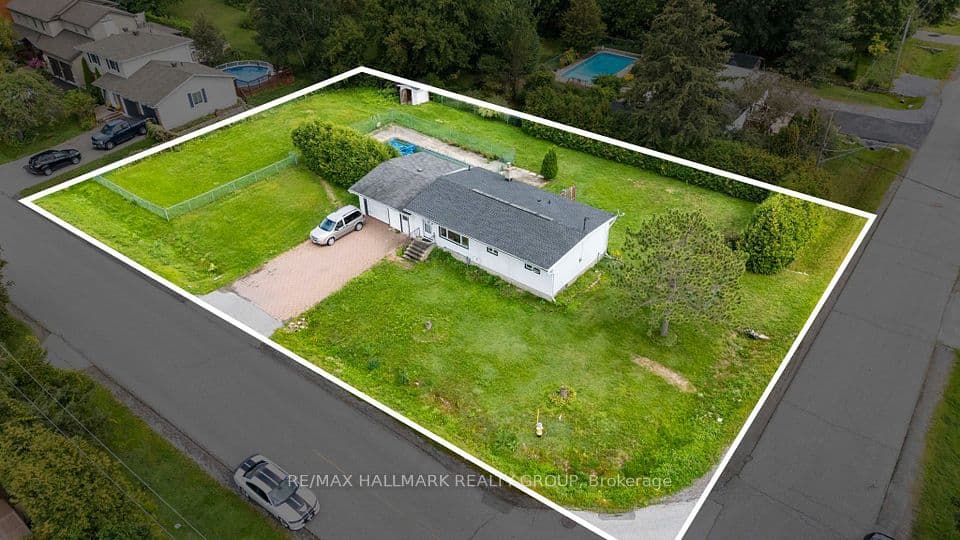 11 Bobcat Way Street, Stittsville - Munster - Richmond, ON K2S 1P3 – main photo