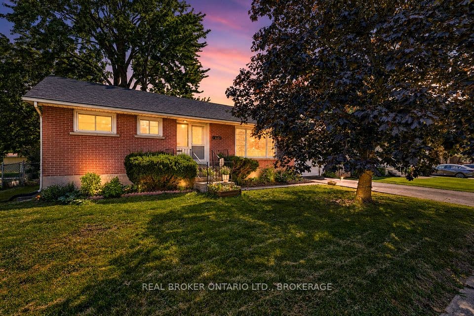 283 Camden Road, Greater Napanee, ON K7R 1E7 – main photo