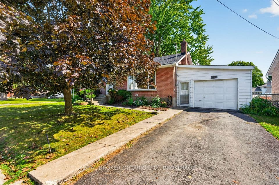 283 Camden Road, Greater Napanee, ON K7R 1E7 – photo 2
