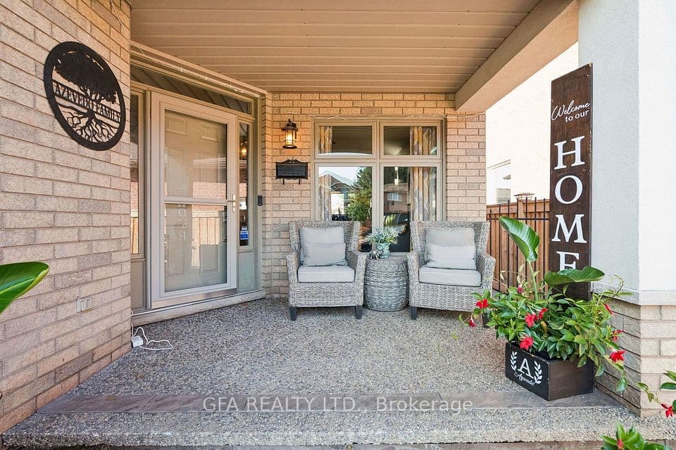 34 Harbottle Court, Hamilton, ON L9C 7N9 – photo 3