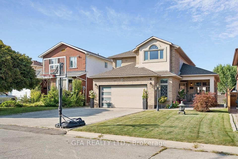 34 Harbottle Court, Hamilton, ON L9C 7N9 – photo 2