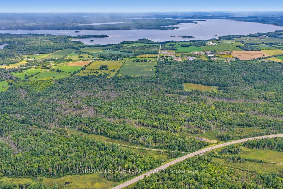 000 Greenwood Road, Laurentian Valley, ON K8A 6W3 – photo 2