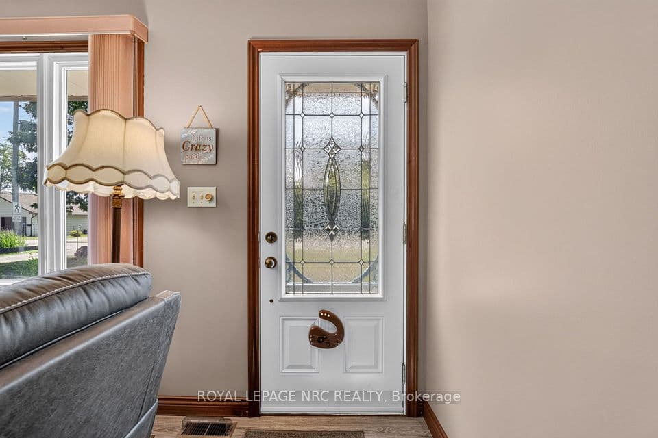 930 EDGEMERE Road, Fort Erie, ON L2A 1A8 – photo 3