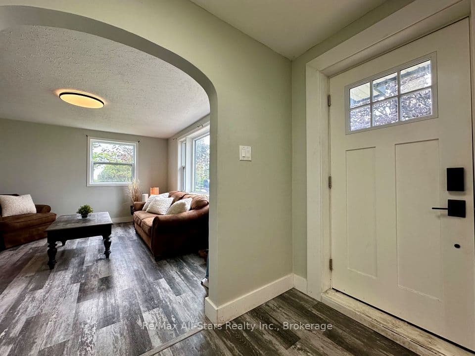 815 County Road 8 Road, Kawartha Lakes, ON K0M 1N0 – photo 2