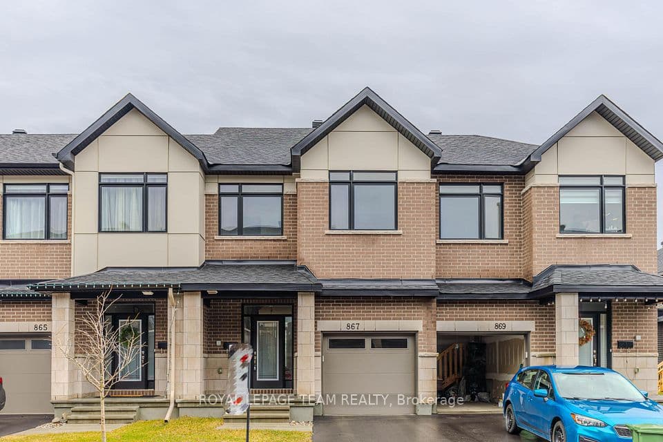 867 Anciano Crescent, Kanata, ON K2S 2R8 – main photo