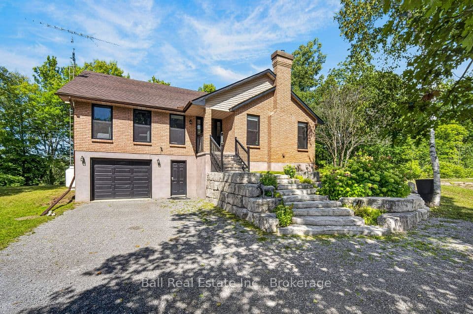 2331 Lakeside Drive, Douro-Dummer, ON K0L 2H0 – main photo