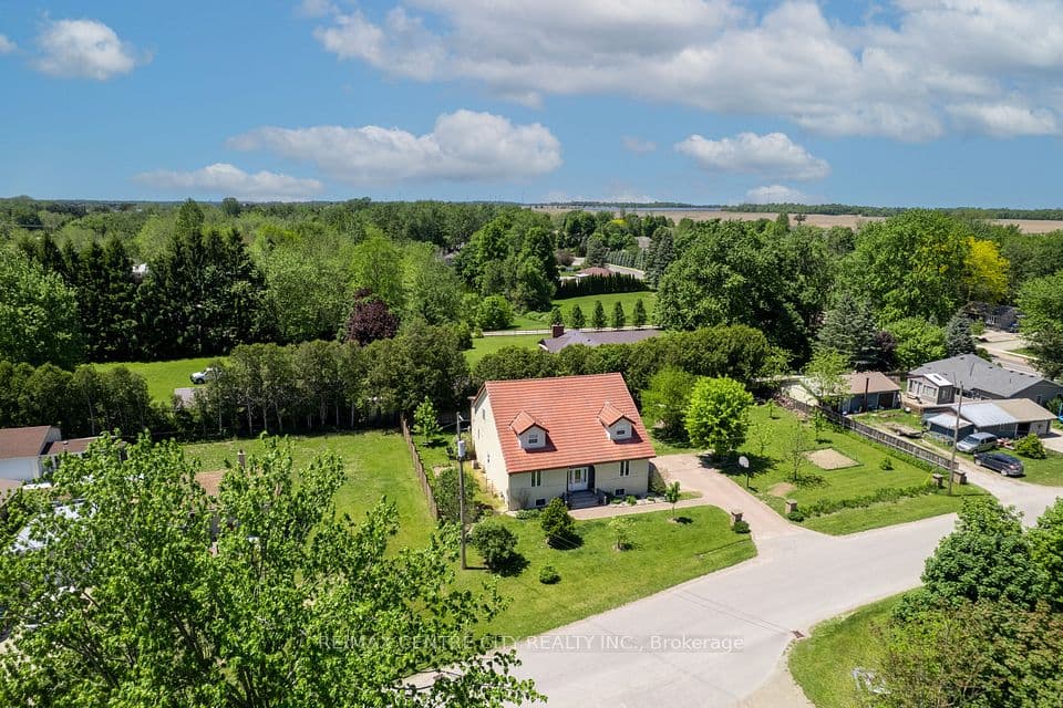176 Eastman Avenue, Strathroy-Caradoc, ON N7G 3K1 – photo 3