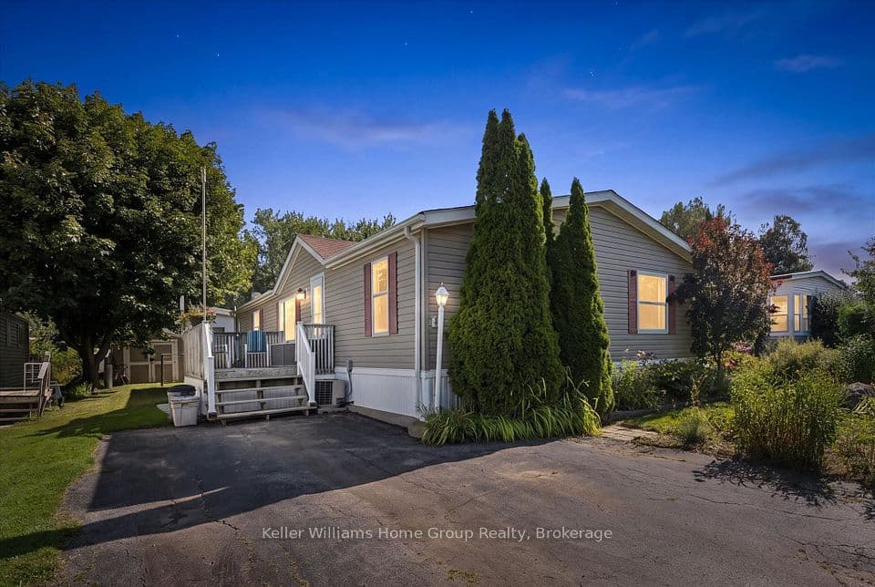 9 First Avenue, Centre Wellington, ON N1M 2W5 – main photo