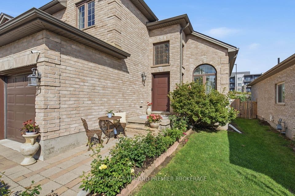 570 Garibaldi Avenue, London North, ON N5X 4K2 – photo 2