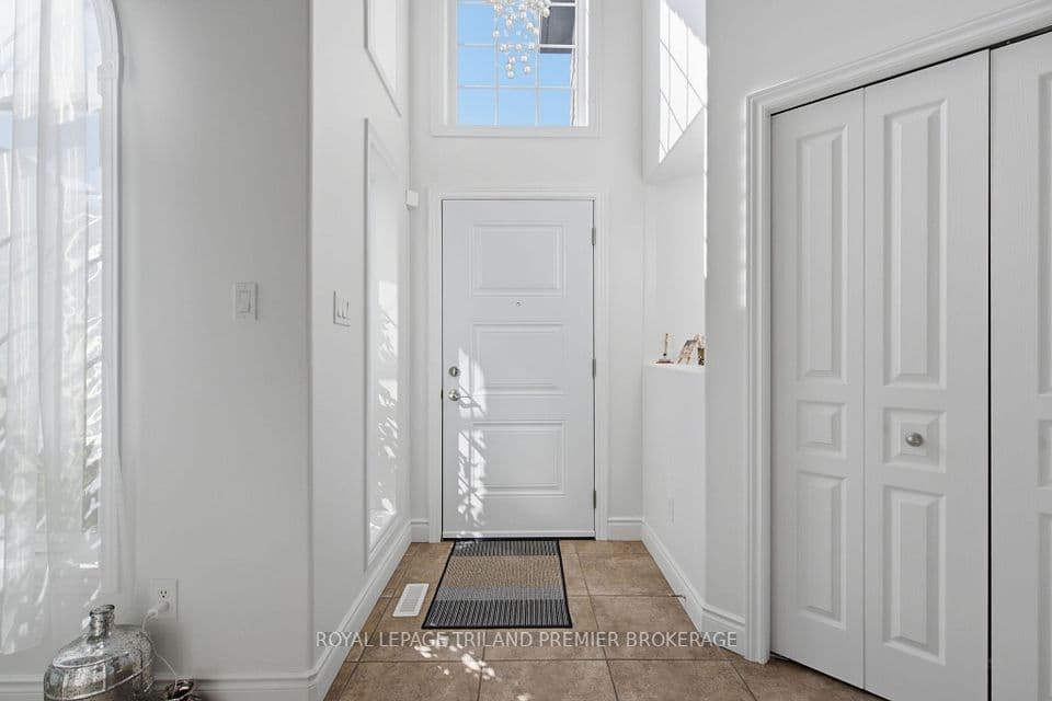 570 Garibaldi Avenue, London North, ON N5X 4K2 – photo 3