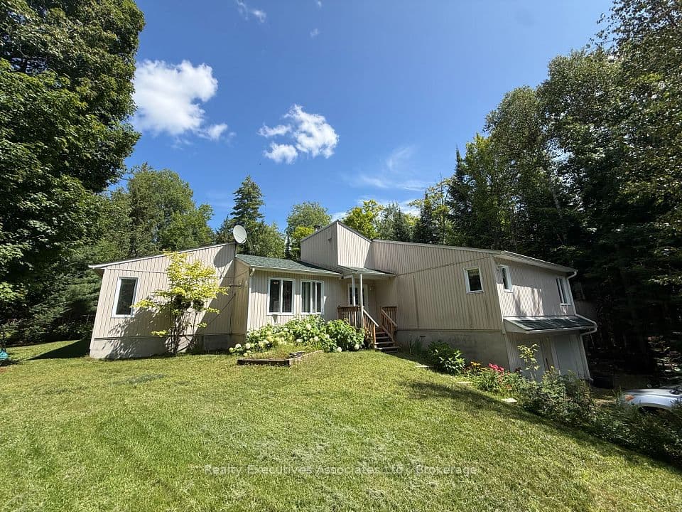 32739 28 Highway E, Bancroft, ON K0L 1C0 – photo 2