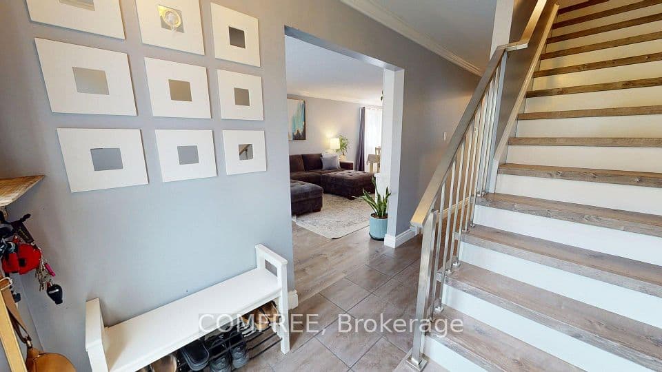 90 San Antonio Drive, Hamilton, ON L9C 5N2 – photo 3