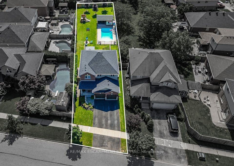 4852 Northgate Crescent, Lincoln, ON L3J 0E8 – main photo