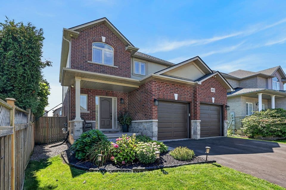 4852 Northgate Crescent, Lincoln, ON L3J 0E8 – photo 2