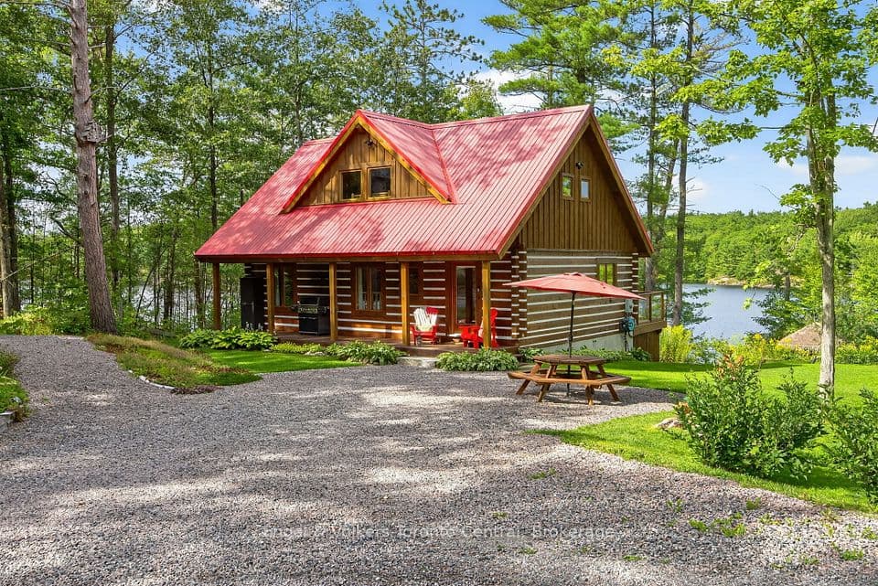 1042 Amanda Lane, Gravenhurst, ON P1P 1R3 – photo 2