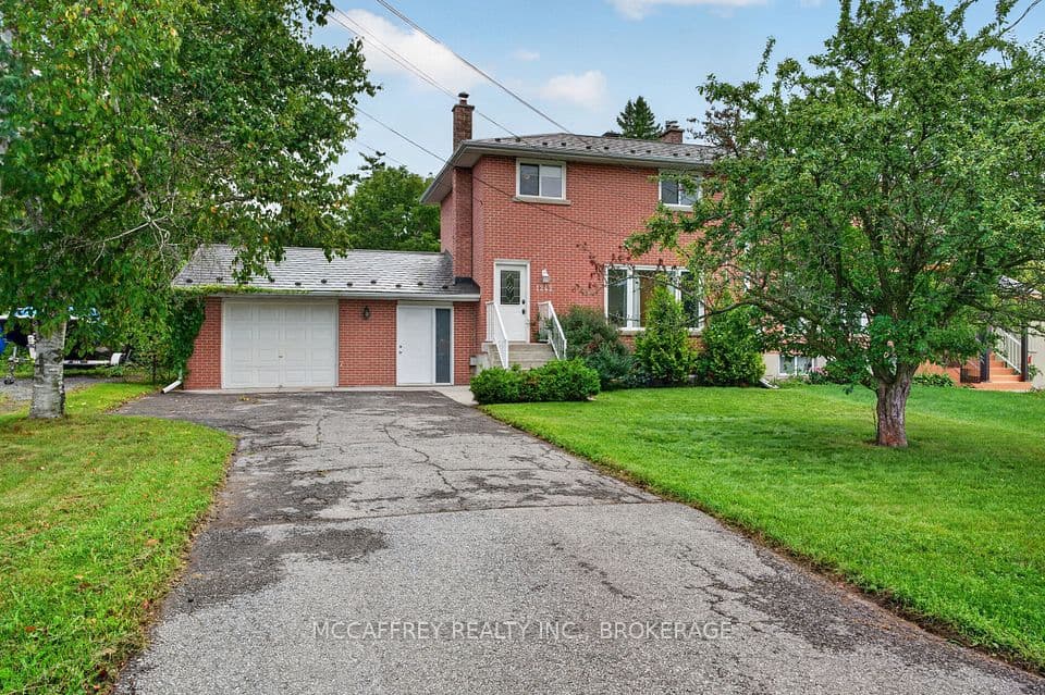 1242 Leyton Avenue, Kingston, ON K7P 2V6 – main photo