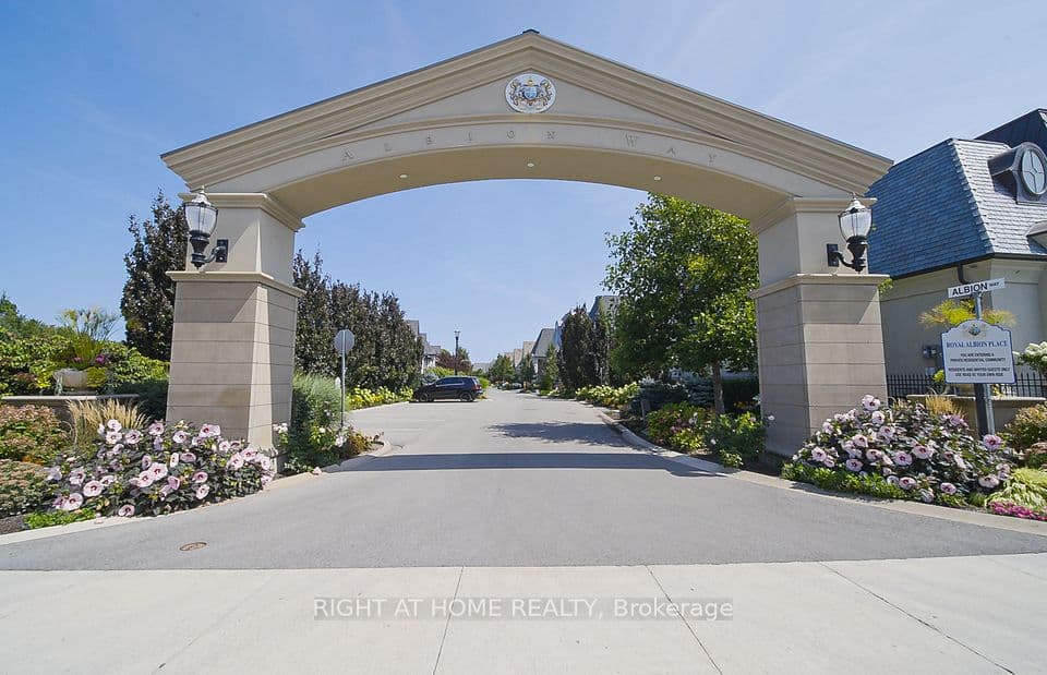 23 Albion Way, Niagara-on-the-Lake, ON L0S 1J0 – photo 3