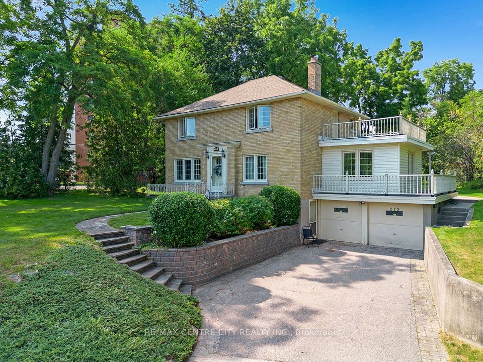 272 Sheldon Avenue N, Kitchener, ON N2A 1G7 – photo 2