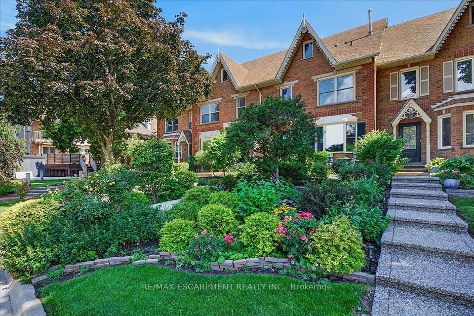 52 Sunvale Place, Hamilton, ON L8E 4Z7 – main photo