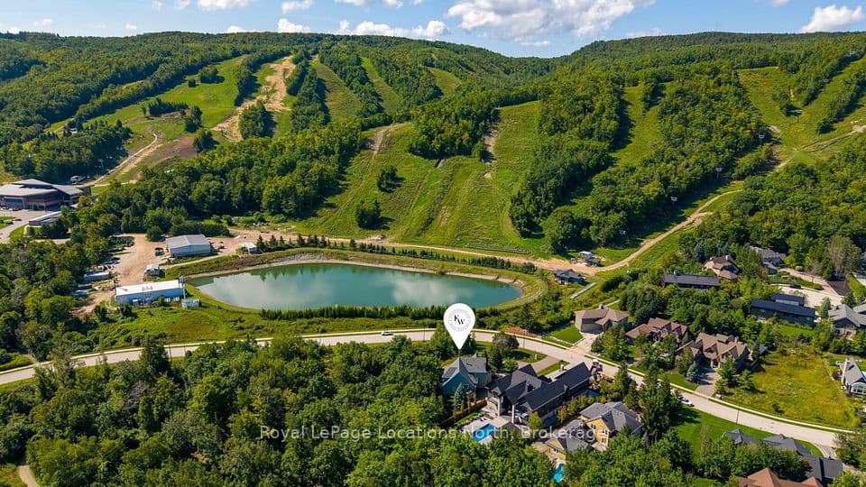 147 Alta Road, Blue Mountains, ON L9Y 0T2 – main photo