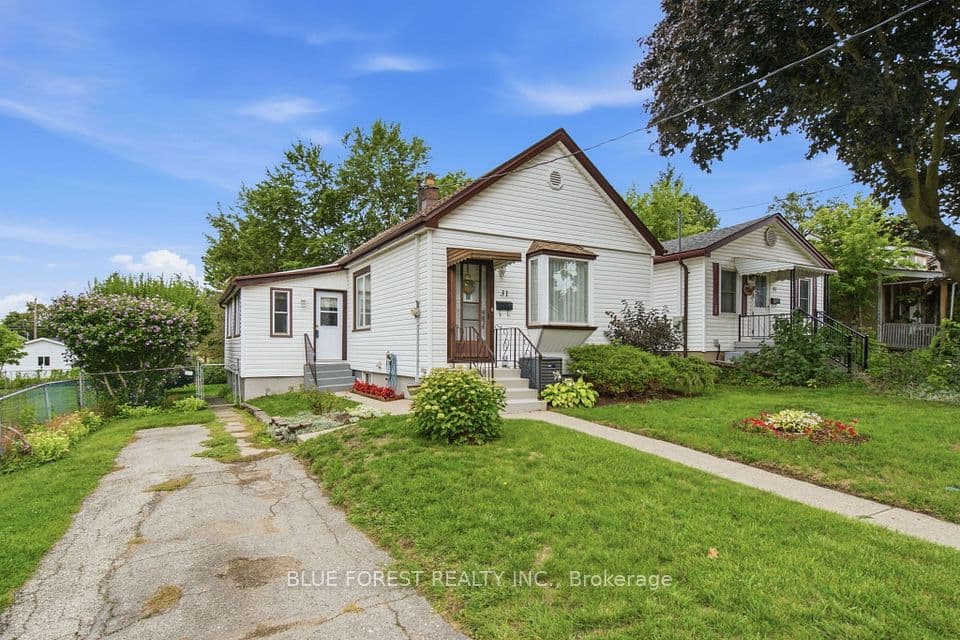 31 Barker Street, London East, ON N5Y 1X5 – photo 2