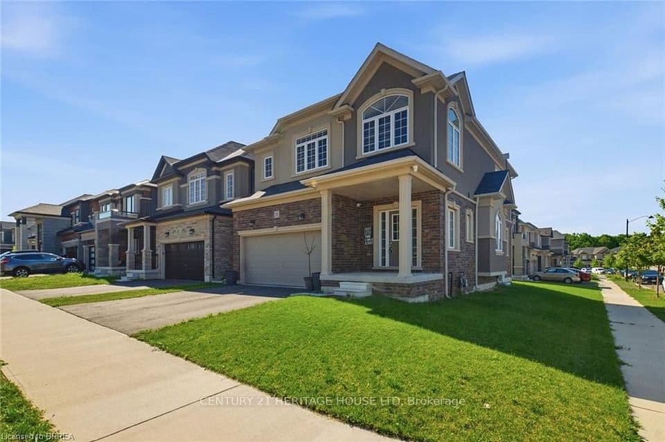 18 Macklin Street, Brantford, ON N3V 0B2 – photo 2