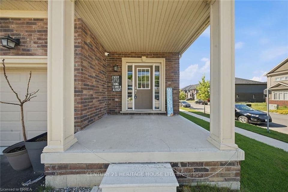 18 Macklin Street, Brantford, ON N3V 0B2 – photo 3
