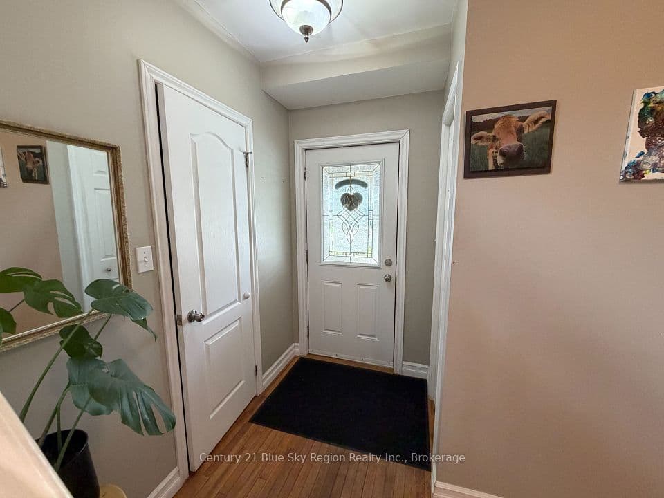 172 FOURTH Avenue E, North Bay, ON P1B 1N1 – photo 3