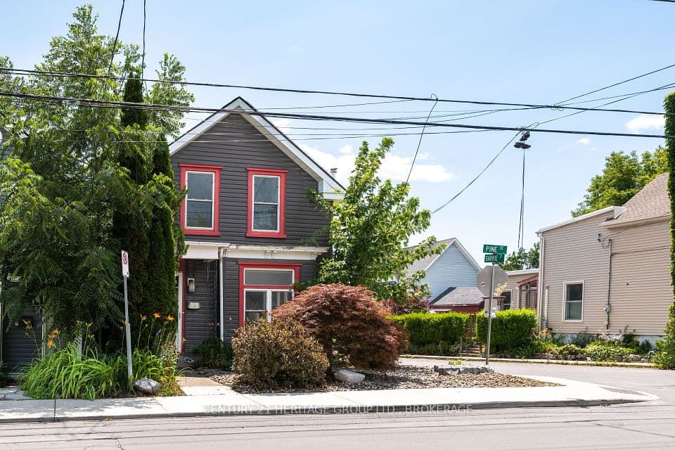 18 Pine Street, Kingston, ON K7K 1W1 – photo 2