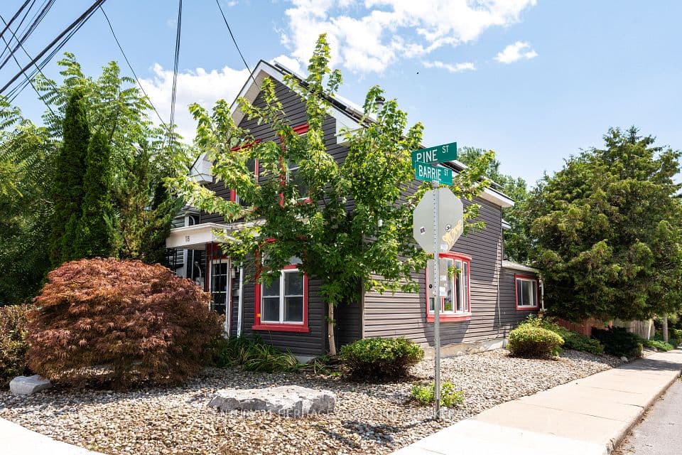 18 Pine Street, Kingston, ON K7K 1W1 – photo 3