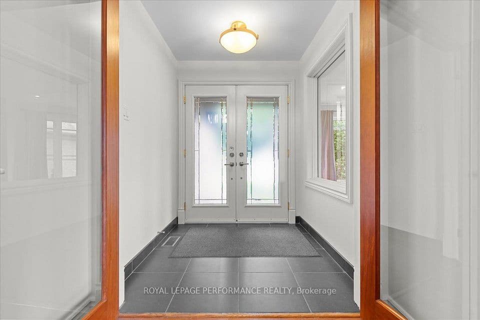 4 Wellsmere Court, Country Place - Pineglen - Crestview and Area, ON K2E 8C2 – photo 2