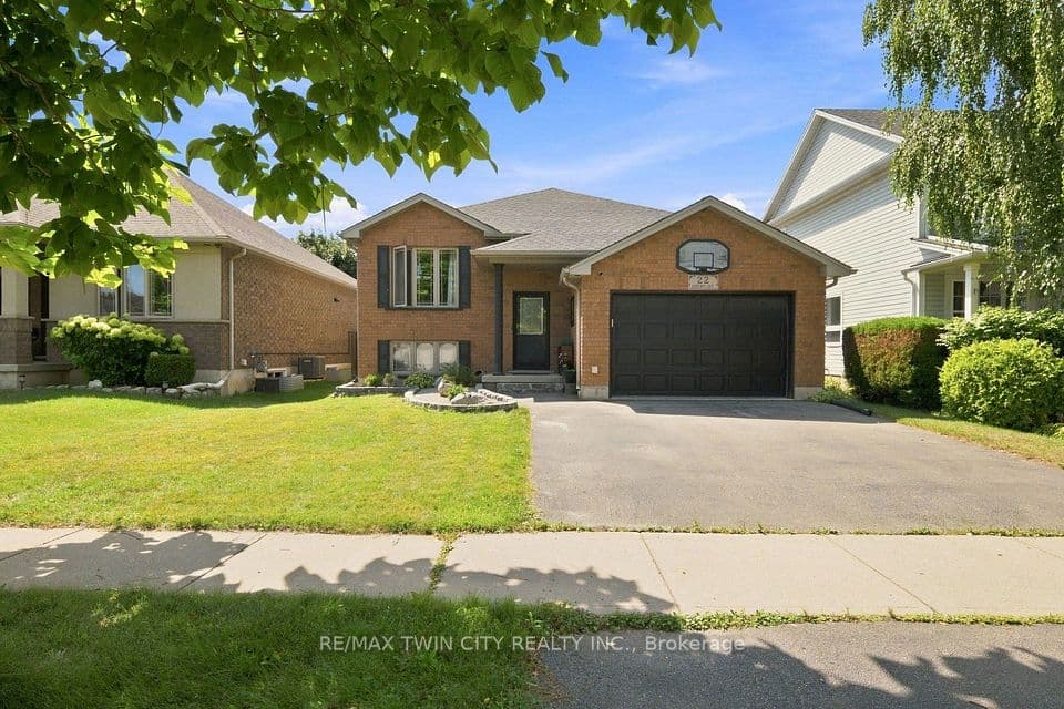 22 Osborn Avenue, Brantford, ON N3T 6P9 – photo 2