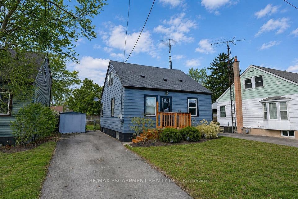 85 Grass Avenue, St. Catharines, ON L2R 1T2 – main photo