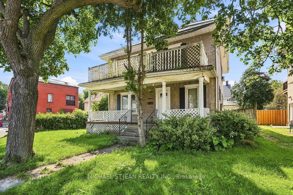 83 Burgar Street, Welland, ON L3B 2S9 – photo 2
