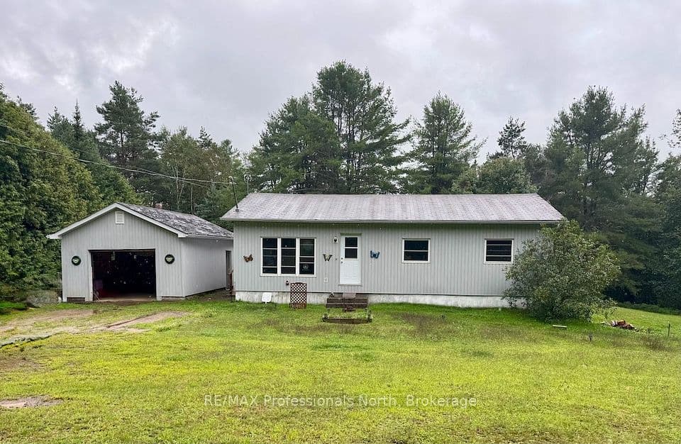 2584 Contau Lake Road, Highlands East, ON K0M 1R0 – main photo