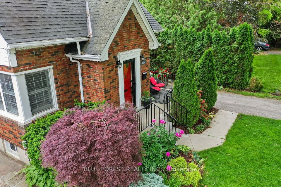 194 Belgrave Avenue, London South, ON N6C 4B9 – photo 2