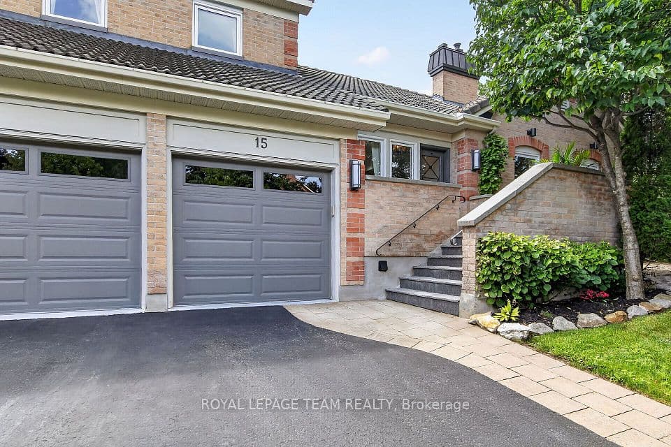 15 Kintail Court, Stittsville - Munster - Richmond, ON K2S 1G8 – main photo