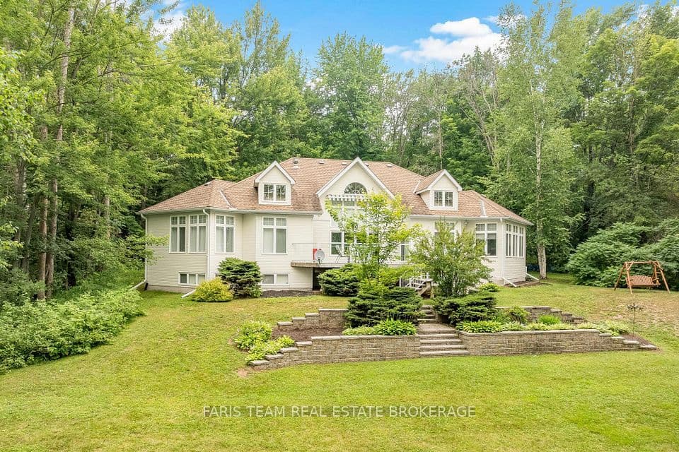 1037 Rockcastle Road, Gravenhurst, ON P0E 1N0 – main photo