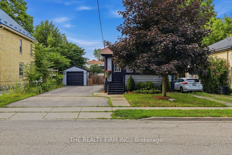 946 Lorne Avenue, London East, ON N5W 3L1 – photo 2